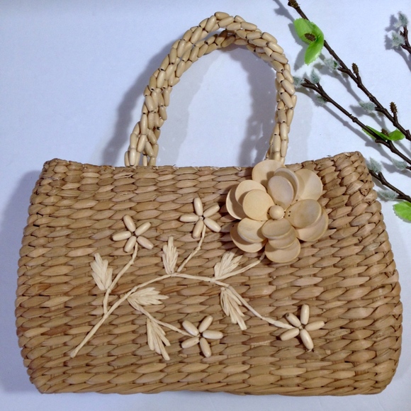 Nine West Handbags - NINE WEST Cream Floral Embellished Wood Straw Bag